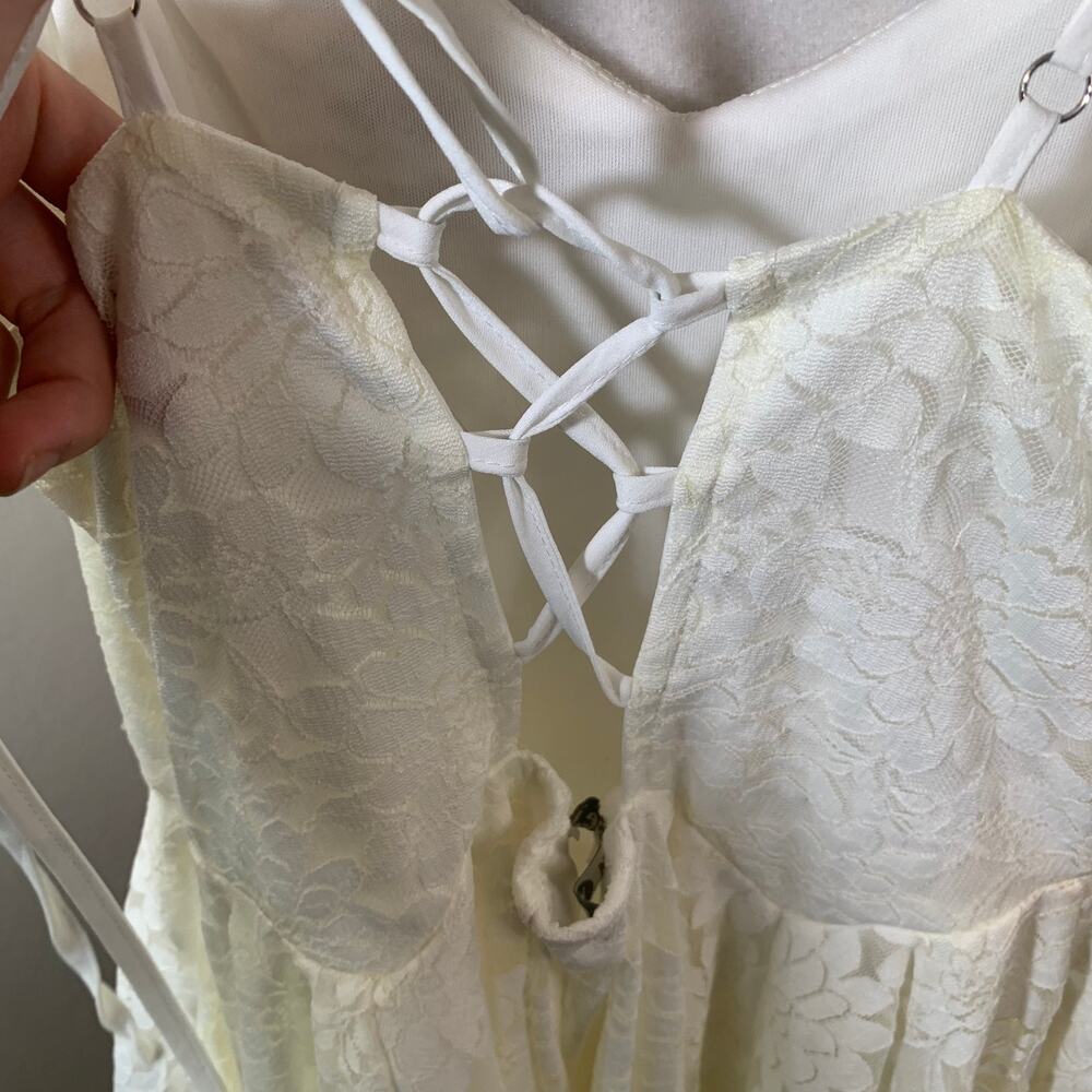 White lace dress size S - Picture 6 of 9